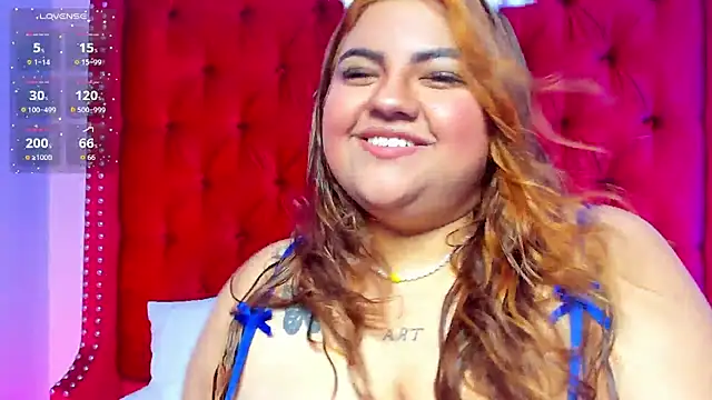Snapshot of SunnyHoney_ chatting on 06-15-26, 12:16 SunnyHoney online show from 06-15-26, 12:16