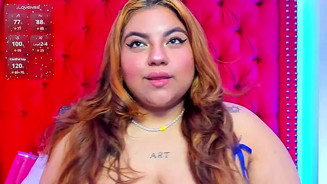 Snapshot of SunnyHoney_ chatting on 07-06-26, 12:01 SunnyHoney online show from 07-06-26, 12:01
