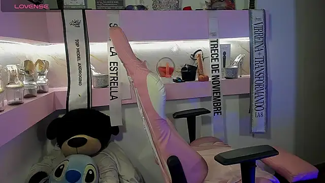 CherrySeraphine1 online show from 04-09-26, 08:42