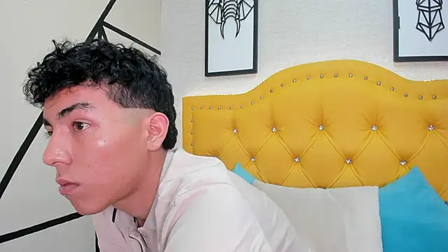 Ian Mason online show from 03-05-26, 02:52