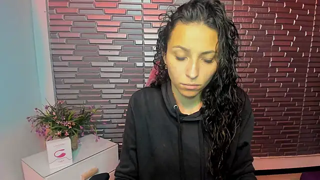 Ana maria 08 online show from 04-01-26, 02:47