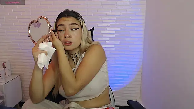 Tamaraa velez online show from 03-13-26, 09:31