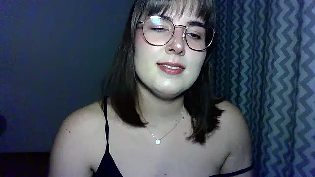 Snapshot of ClaraHard chatting on 07-09-26, 09:03 ClaraHard online show from 07-09-26, 09:03