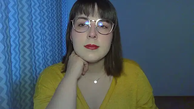 ClaraHard online show from 04-11-26, 04:32