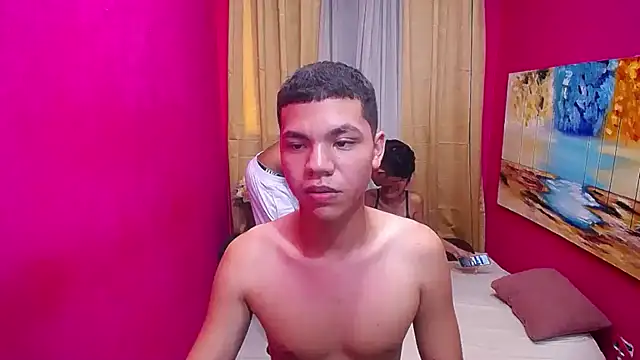 hotsex couple online show from 03-17-26, 07:17