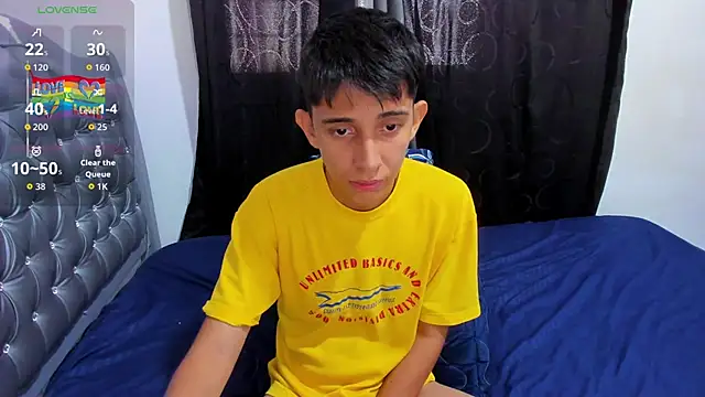 gomitaboy1 online show from 04-16-26, 06:08