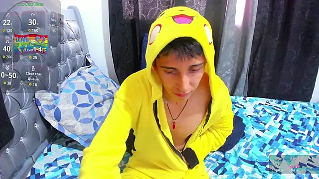 gomitaboy1 online show from 03-11-26, 07:08