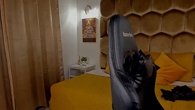 Emmet CollinsJS online show from 04-01-26, 05:20