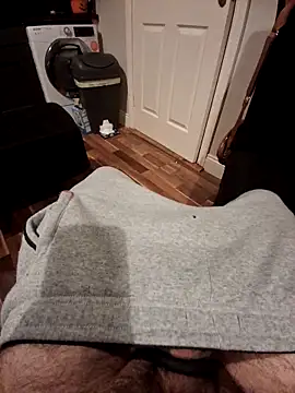 Freshcpl online show from 04-11-26, 11:41