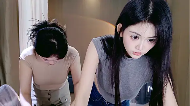 Banana-Milk69 online show from 05-13-26, 01:12