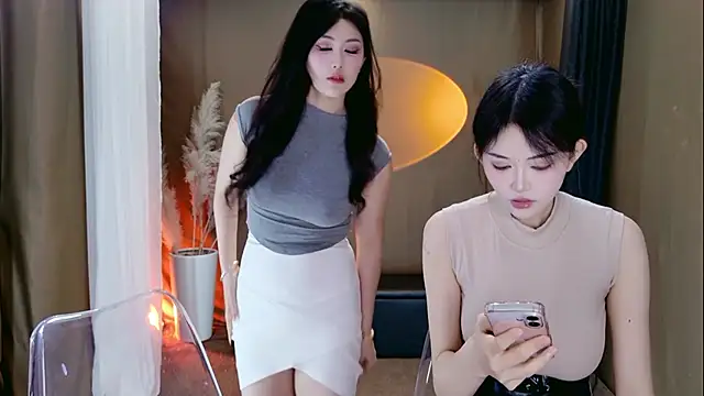 Banana-Milk69 online show from 05-25-26, 01:27