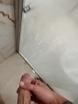 tubarao19 online show from 04-11-26, 12:09