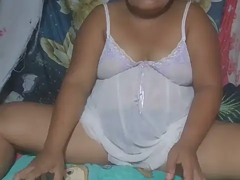 Snapshot of Pinaybigpussy24 chatting on 05-22-26, 12:25 Pinaybigpussy24 online show from 05-22-26, 12:25