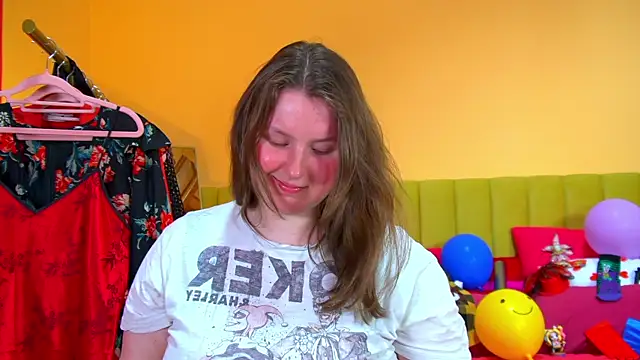 MelodyMoores online show from 05-16-26, 06:23