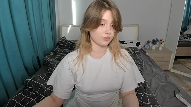 JennyHardy online show from 05-19-26, 02:24