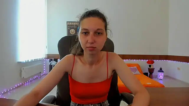 Snapshot of Ellina_Star chatting on 07-09-26, 08:15 Ellina Star online show from 07-09-26, 08:15