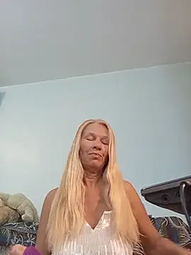 ViktoriaSexi1 online show from 06-02-26, 07:58