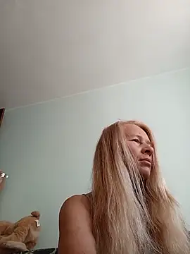 ViktoriaSexi1 online show from 05-19-26, 04:41