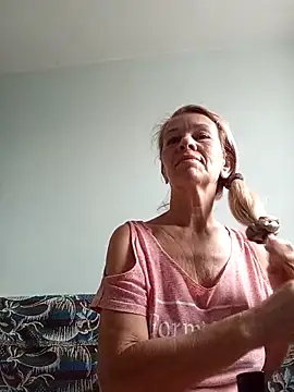 ViktoriaSexi1 online show from 04-02-26, 05:14