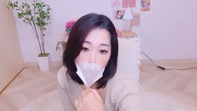 YURIKAsan  online show from 05-27-26, 11:39