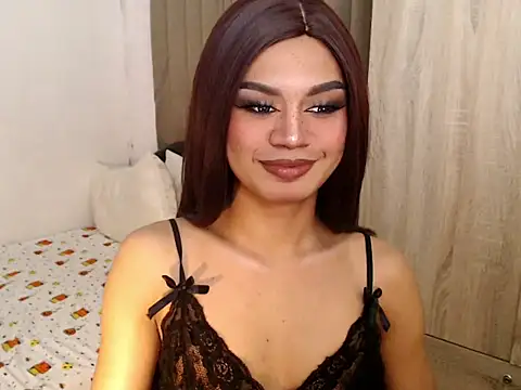 SweetCumGod4u online show from 03-17-26, 06:00
