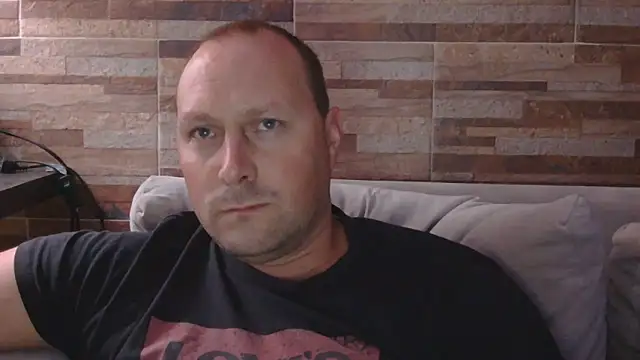 lustonfan online show from 04-08-26, 02:24