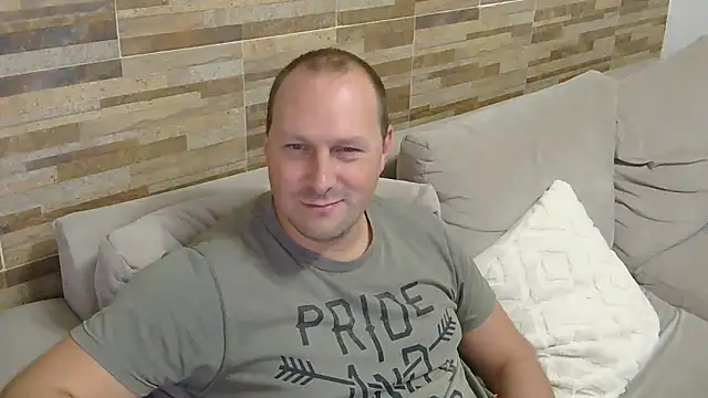 lustonfan online show from 04-21-26, 11:55