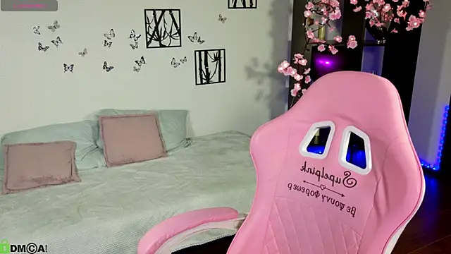 Sugar Kitten12 online show from 04-24-26, 02:02