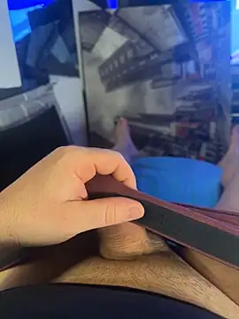 MatthewEmme2121 online show from 04-07-26, 10:33