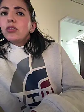 Snapshot of SamanthaWalker_ chatting on 04-29-26, 01:37 SamanthaWalker online show from 04-29-26, 01:37