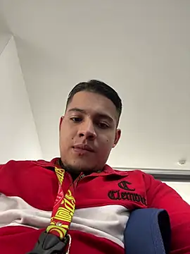 OliverTabordaa online show from 04-09-26, 06:36