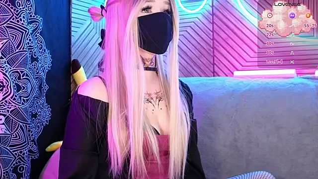 Snapshot of chill_paws chatting on 04-19-26, 01:06 chill paws online show from 04-19-26, 01:06