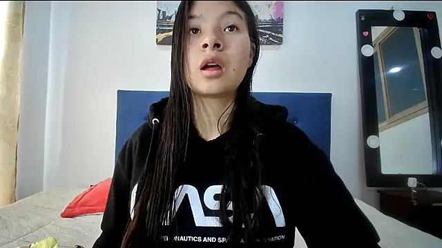 HIMAWARY SOIN5 online show from 04-11-26, 01:37