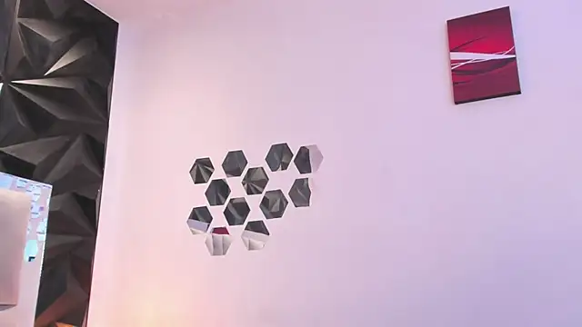 Katijis online show from 04-16-26, 06:52