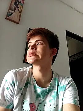 Snapshot of faceboy01 chatting on 03-05-26, 07:32 faceboy01 online show from 03-05-26, 07:32