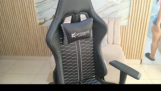 Akari 21 online show from 03-05-26, 12:35