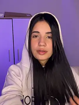Lucy engel online show from 05-20-26, 02:08