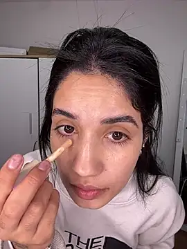 Lucy engel online show from 05-18-26, 10:47