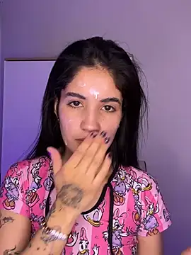 Lucy engel online show from 06-05-26, 01:32