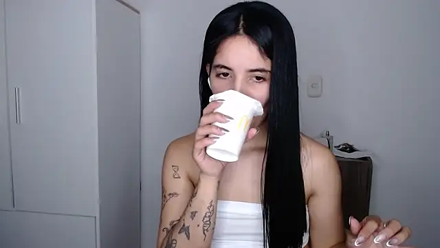 Lucy engel online show from 04-18-26, 11:38