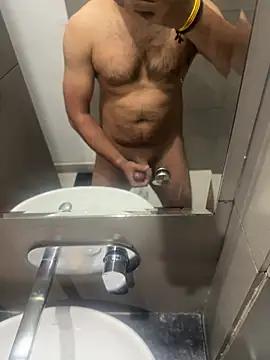 Snapshot of Vibrator2509 chatting on 03-16-26, 06:32 Vibrator2509 online show from 03-16-26, 06:32