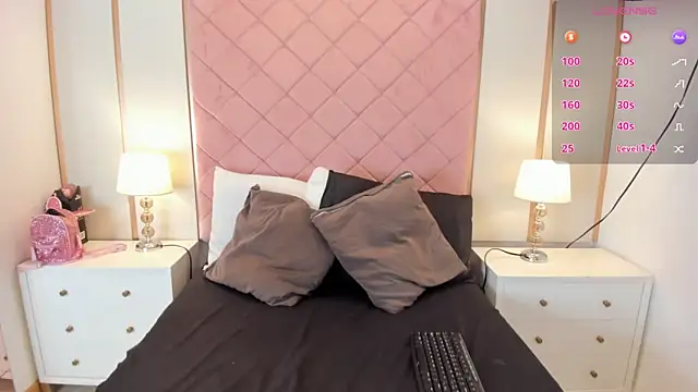 Alexa Jonees online show from 05-26-26, 08:40