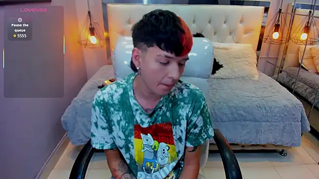 Santiago morgan online show from 04-18-26, 10:43