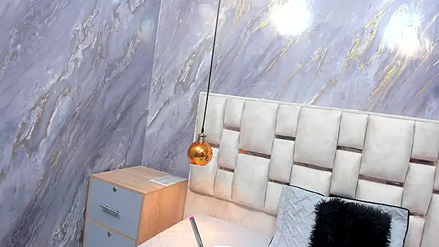 Milf Drip online show from 04-26-26, 01:08