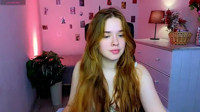 TiffanyVex online show from 04-02-26, 03:30