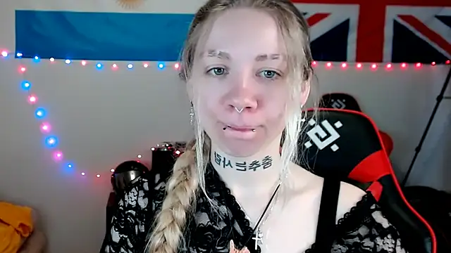 Nica Kawaii online show from 03-17-26, 06:38