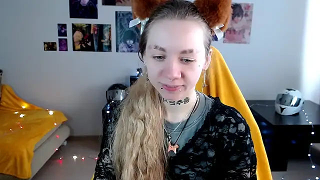 Nica Kawaii online show from 04-14-26, 06:51