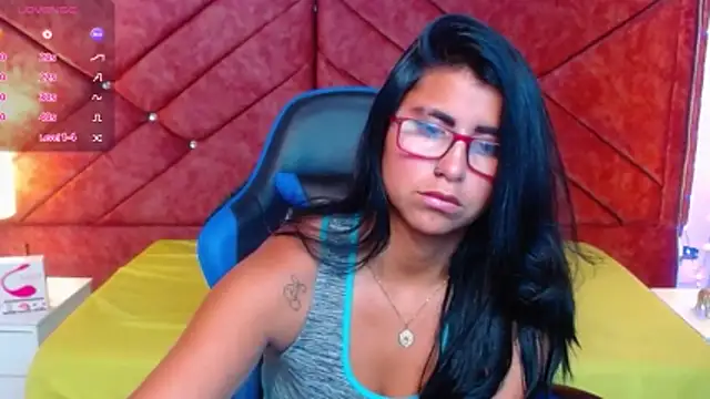 Alisha Gamskar13 online show from 05-11-26, 02:45