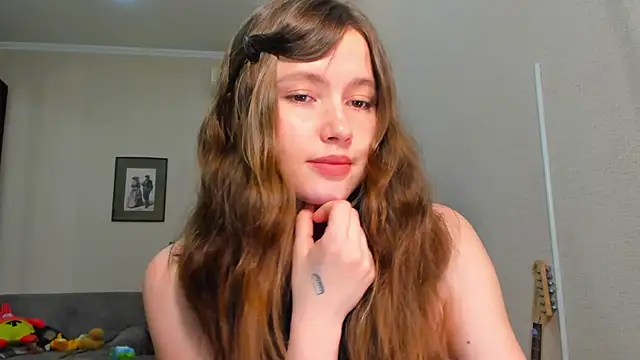 MaryannSofts online show from 05-15-26, 01:20