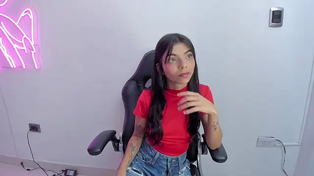 Amber Harriis online show from 04-19-26, 11:07